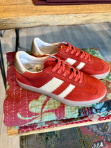 Diba True Jon Qwill in Red