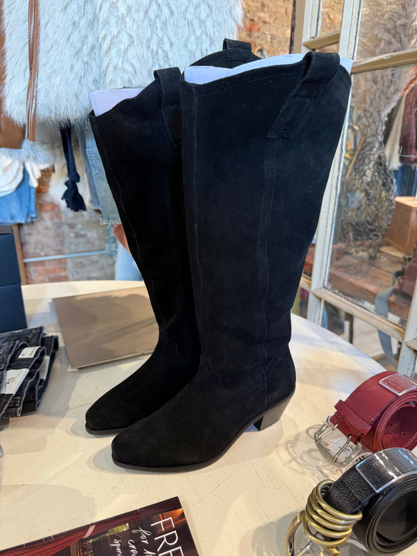 Ame Thyst Tall Black Suede Boot